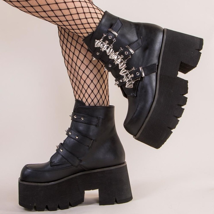 ASHES BOOTS