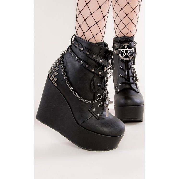 POISON BOOTS