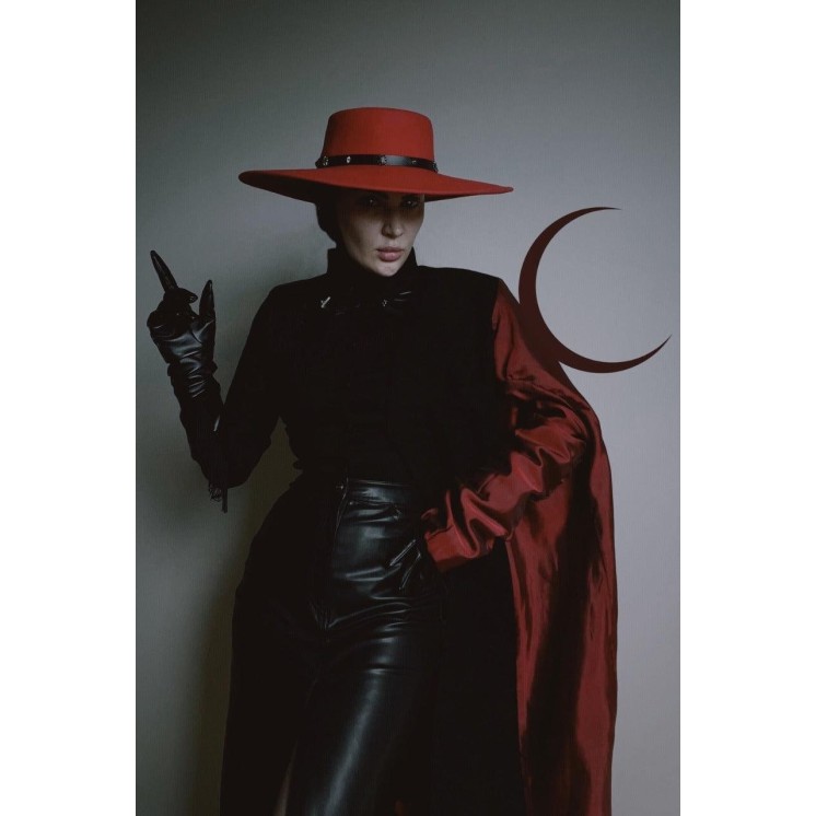 American Gothic Hat Red