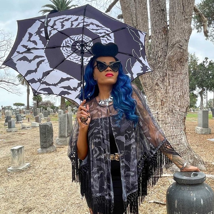 Skull Handle Bat Swirl Umbrella