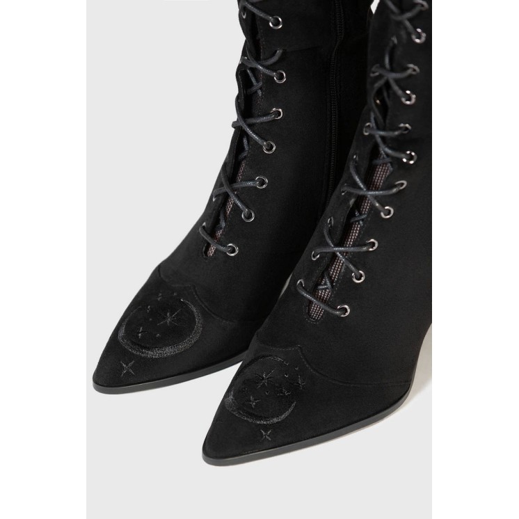 Evening Hill Boots