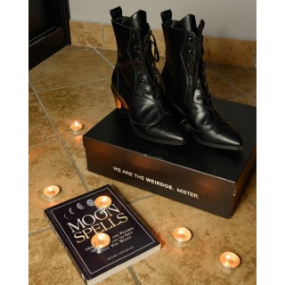 Raven Pointed-Toe Bootie